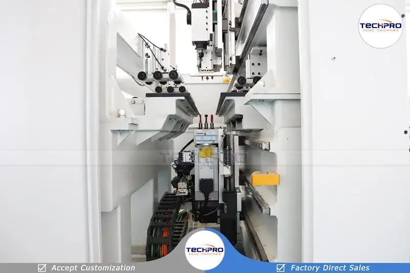 2025 Affordable CNC Wood Furniture Production Line for Cabinet Making - 图片 10